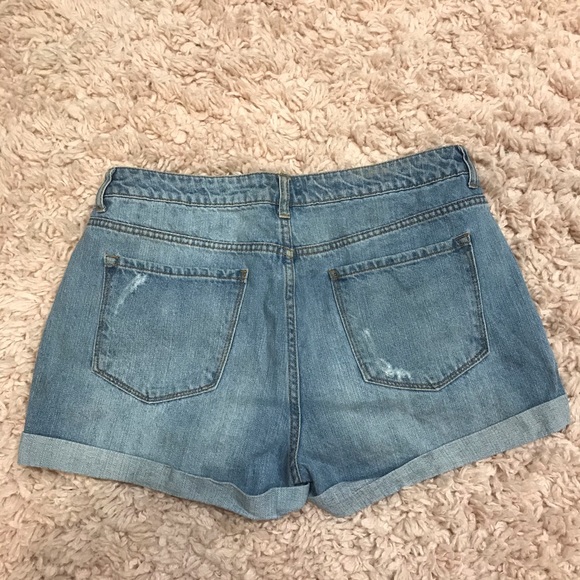 Jean shorts - Picture 2 of 3